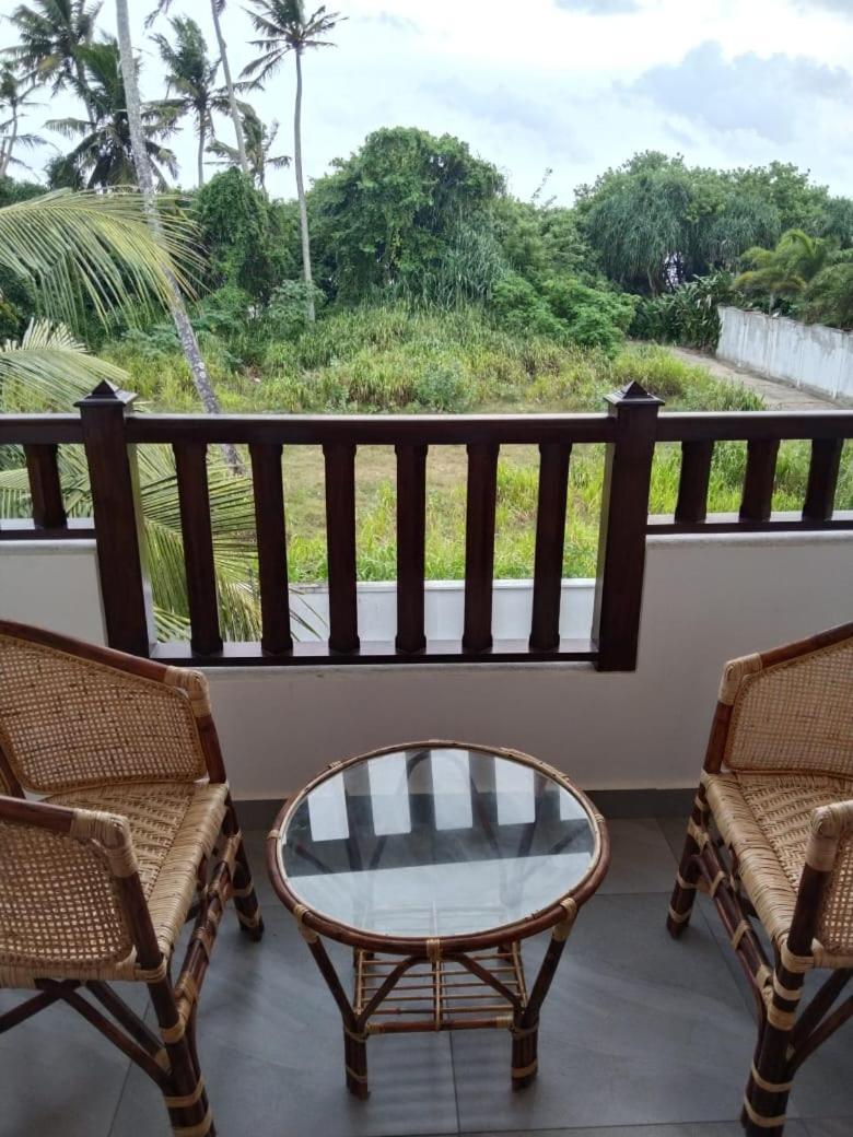 Villa 76 Weligama Exterior photo